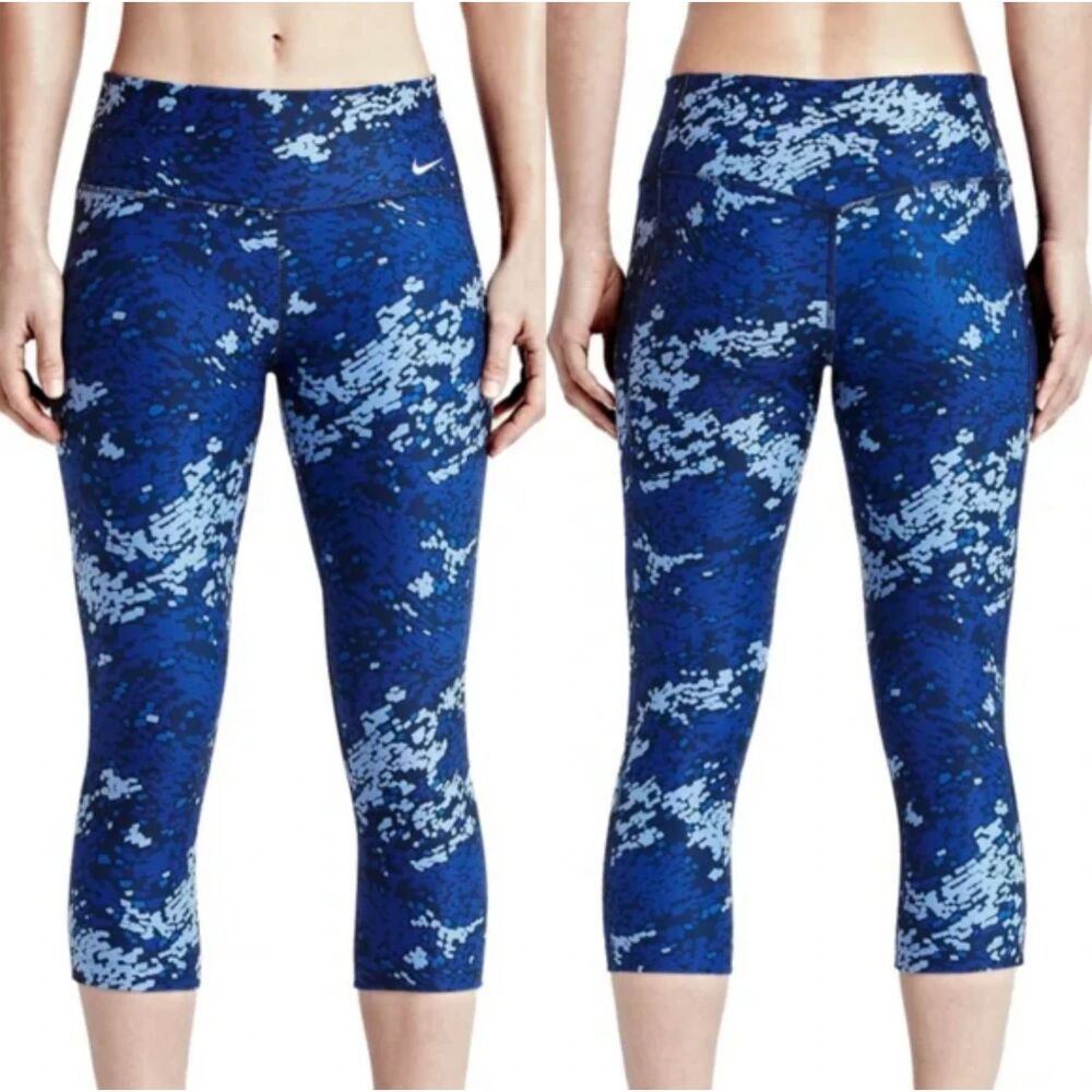 Nike Dri Fit Y2K Blue Pattern Capri Leggings Size M Workout Gym Mid Rise Crop